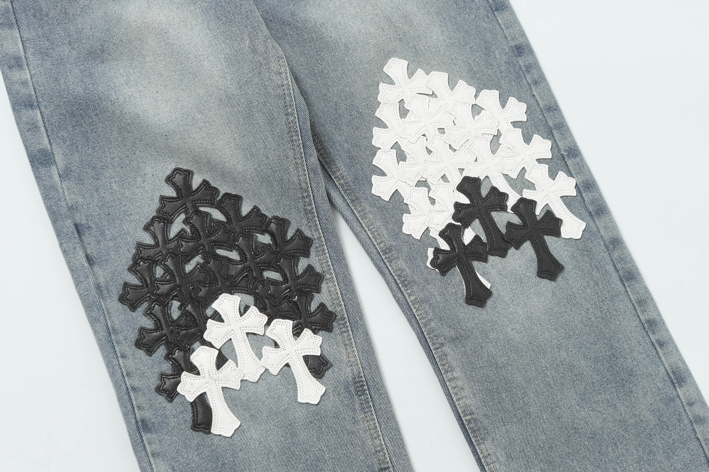 Signature cross patches jeans