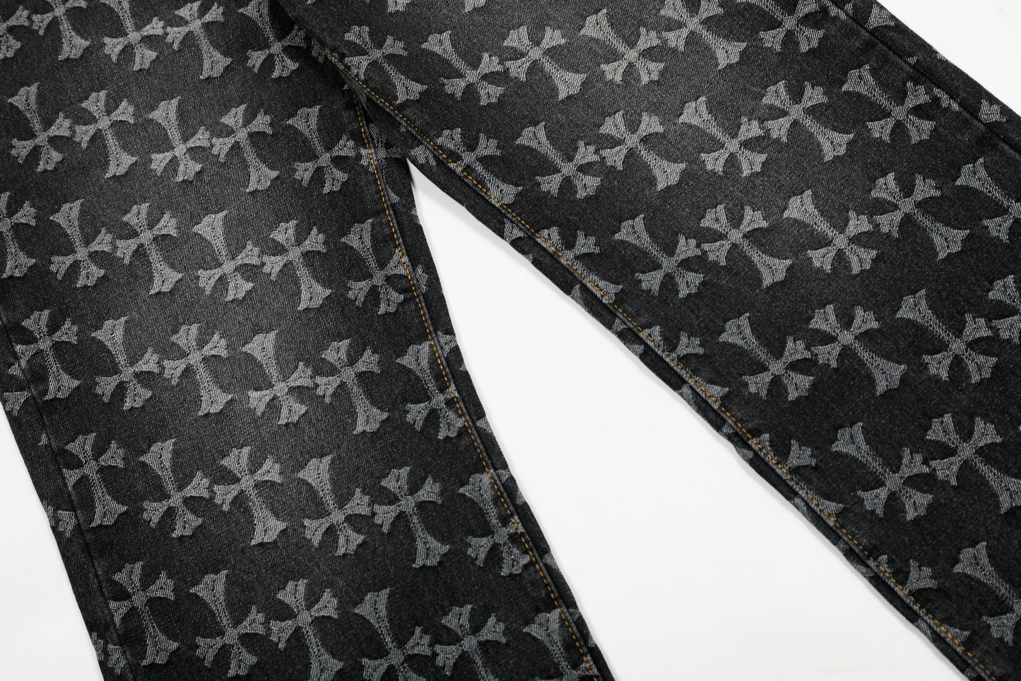 Signature cross patches jeans