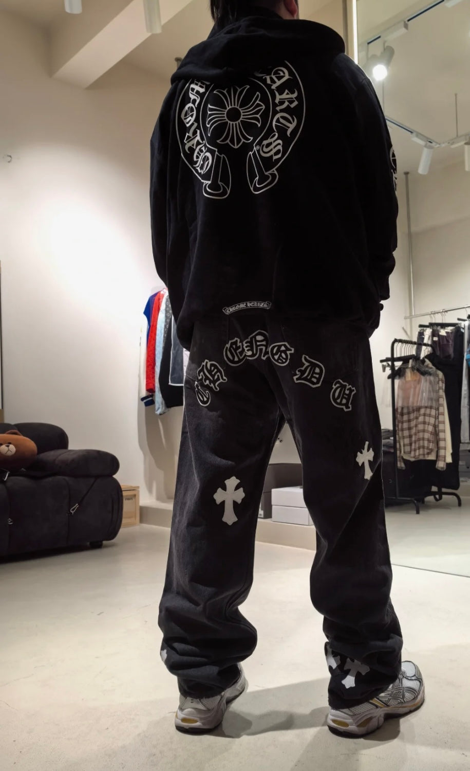 Signature cross patches jeans