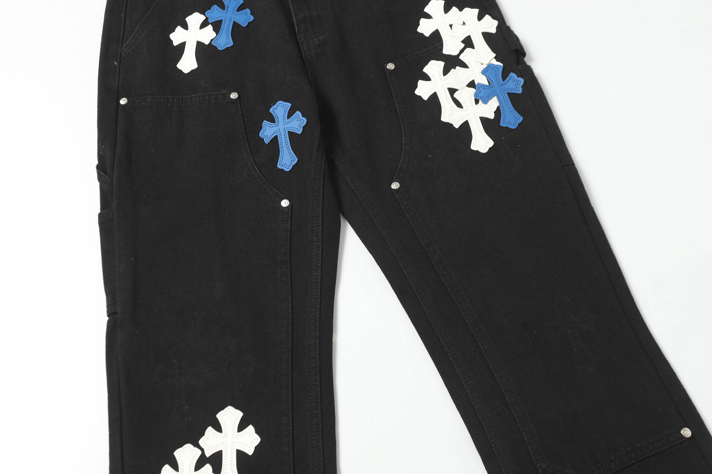 Signature cross patches jeans