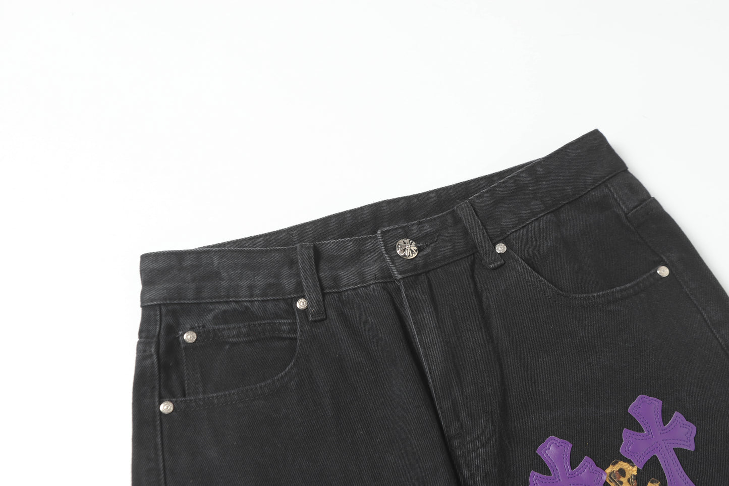 Signature cross patches jeans
