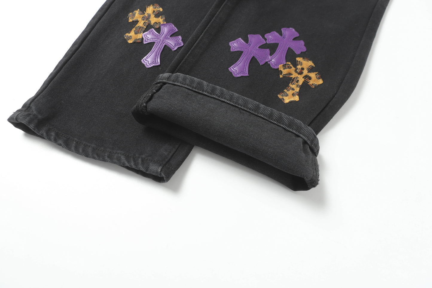 Signature cross patches jeans