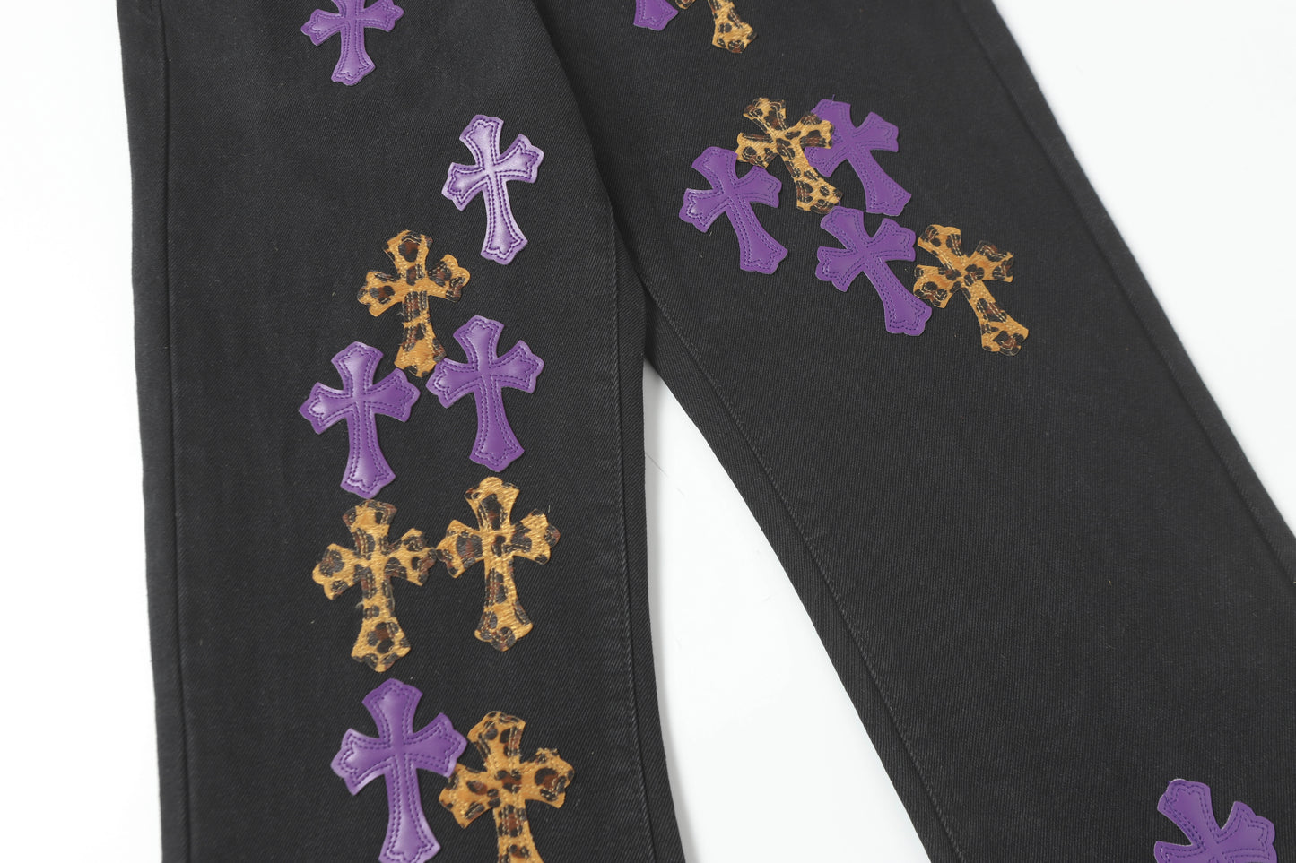 Signature cross patches jeans